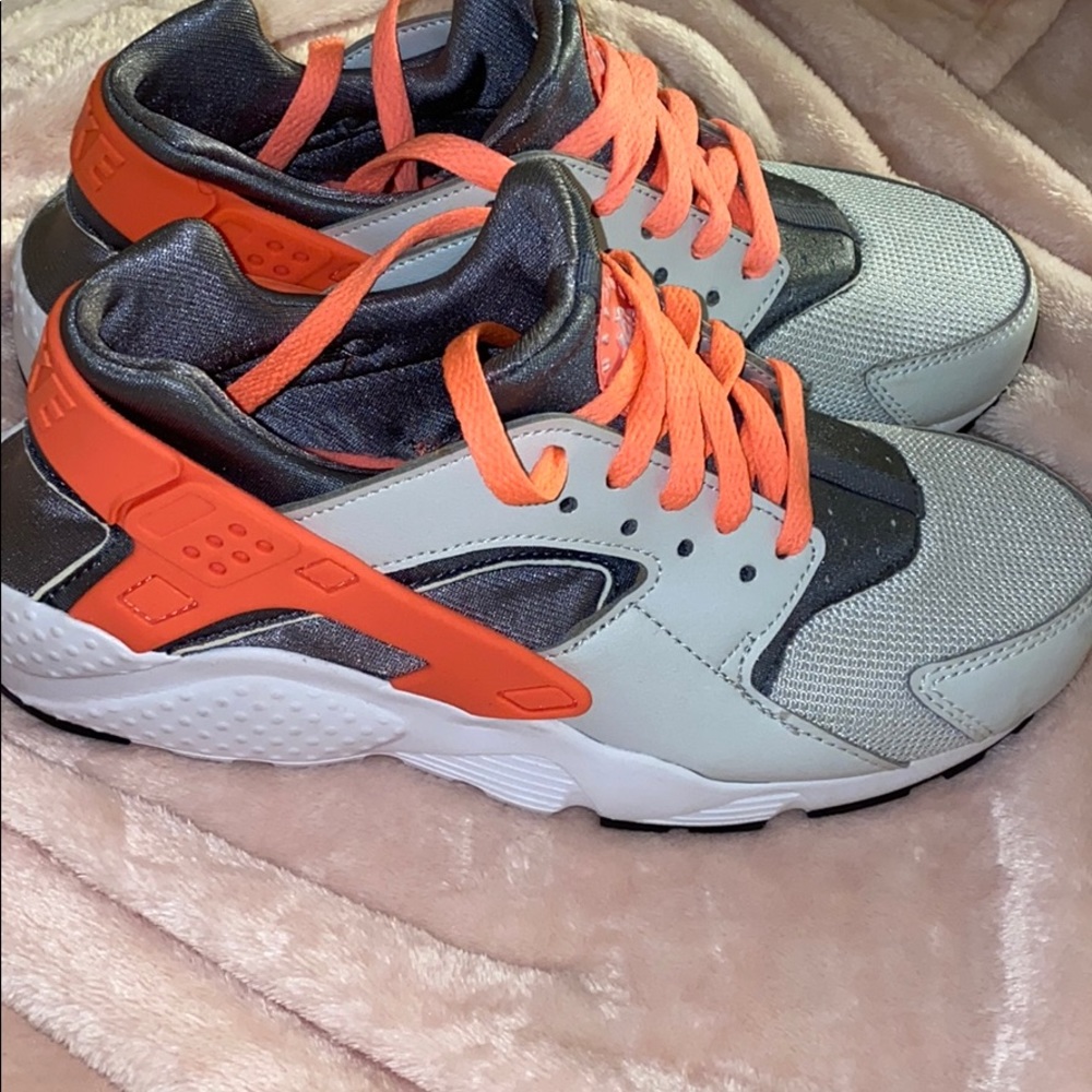 Nike huaraches
